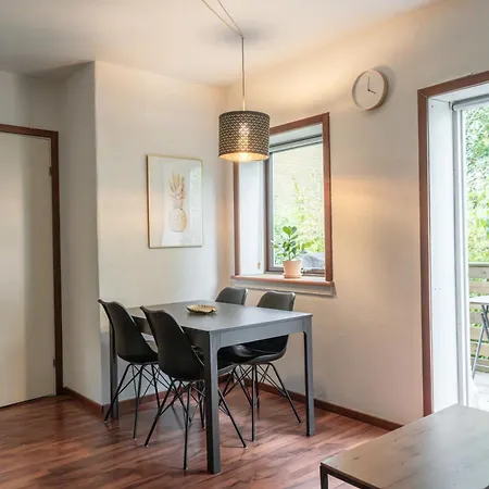 42 Apartmán *